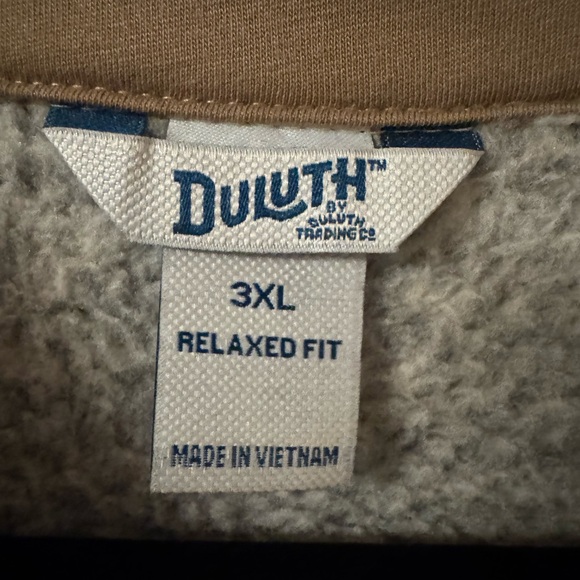 Duluth Men's Gray Jacket - Picture 2 of 3